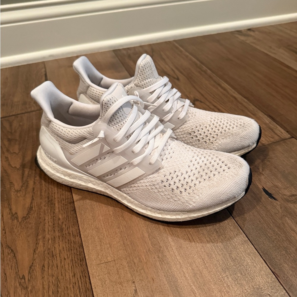 adidas White Men's Sneakers